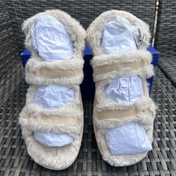 New Stuart Weitzman Zoe Lift Chill Suede Fur Sandals Cream Women's US 7B/EU37.5 - Picture 3 of 10